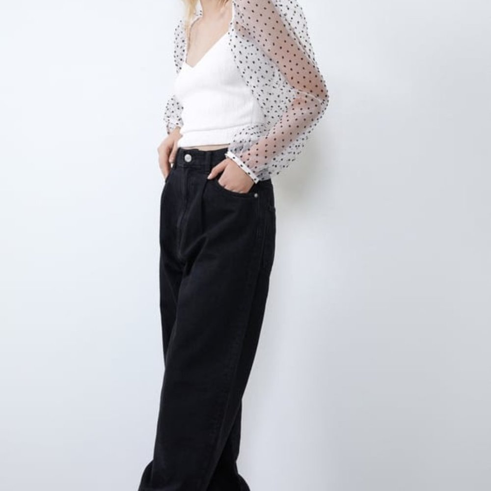 New Zara puffy sleeve crop top